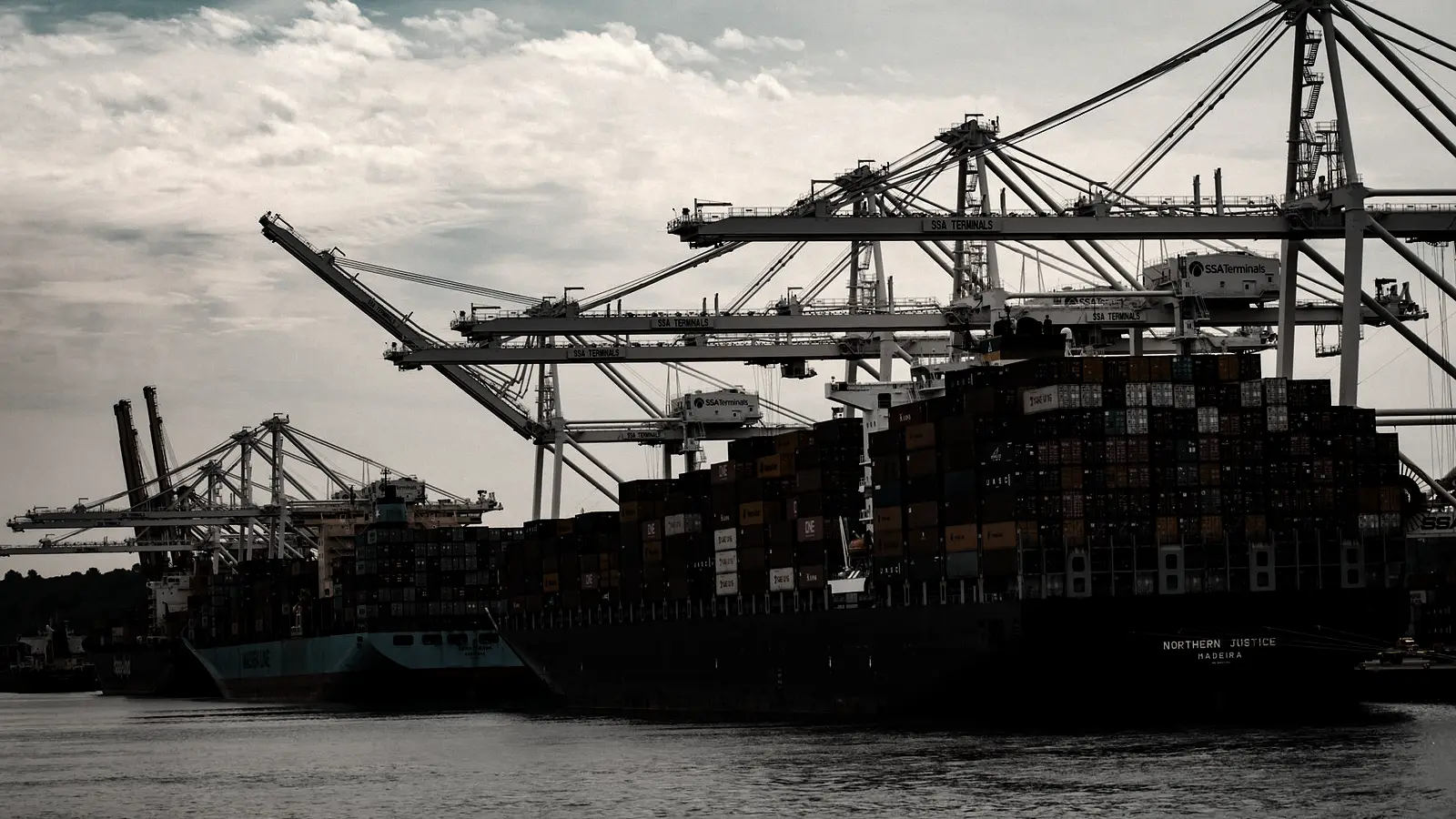 Port containers — cross-border consolidation